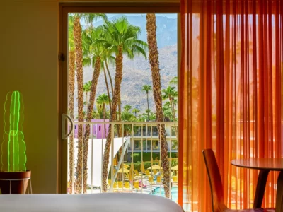 Rooms balcony with view pools