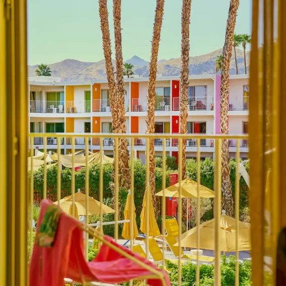 Rooms balcony with view pools.