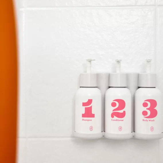 Rooms balcony with view pools.